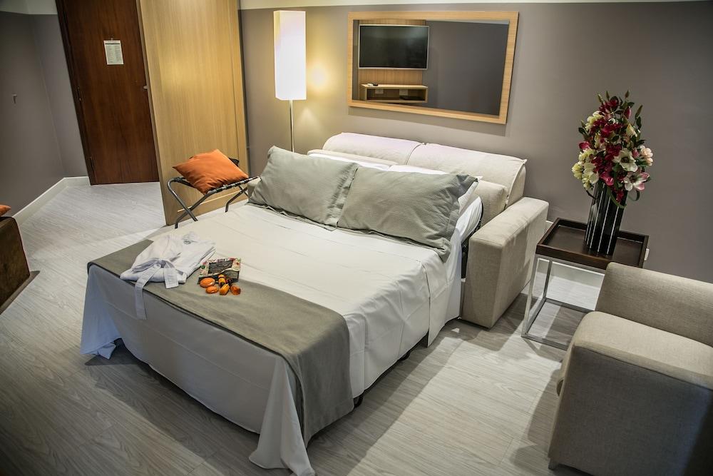 Cosmopolitan Praia Flat Сантос Екстериор снимка